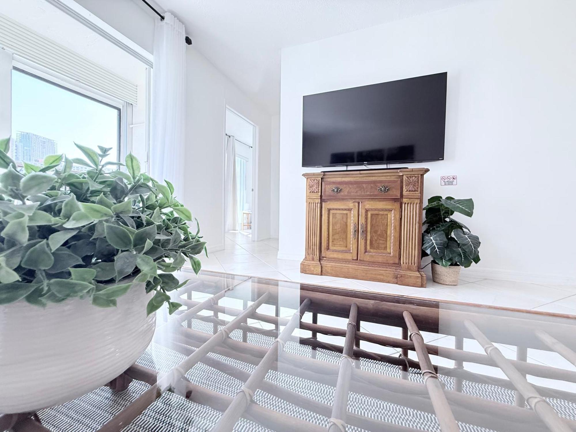 Le Cartier Sunny Isles Ocean Paradise Sunny Isles Beach Bagian luar foto
